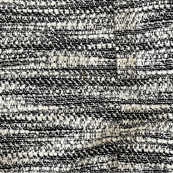 LOFT Black & White Mini Skirt - Picture 4 of 6